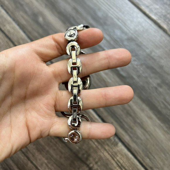 fossil womens watch silver circular - Picture 2 of 5